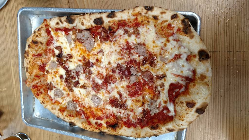 Drakes Dealership | restaurant | 2325 Broadway, Oakland, CA 94612, USA | 5105682739 OR +1 510-568-2739