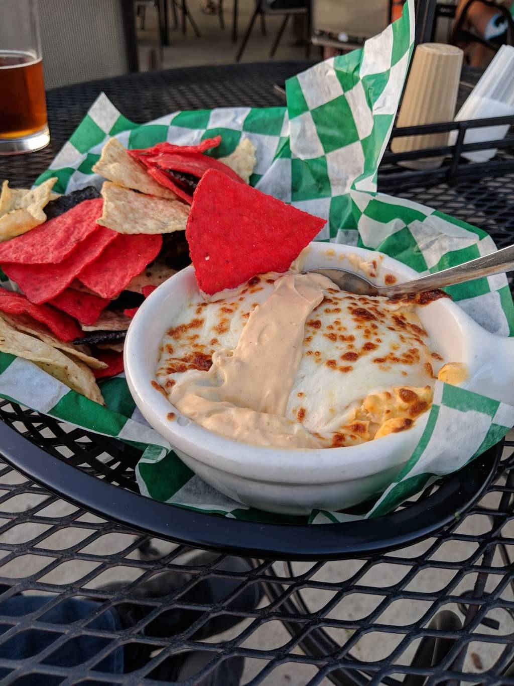 Waterfront Bar & Grill | restaurant | 325 City Market Dr, Lansing, MI 48912, USA | 5172673800 OR +1 517-267-3800