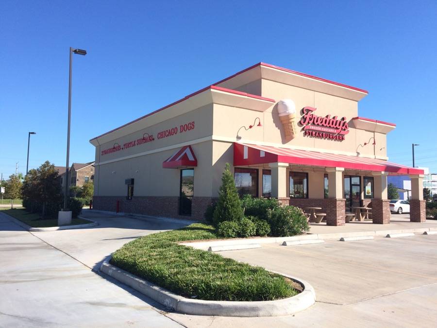Freddys Frozen Custard & Steakburgers | restaurant | 20450 Southwest Fwy, Richmond, TX 77469, USA | 2812396900 OR +1 281-239-6900