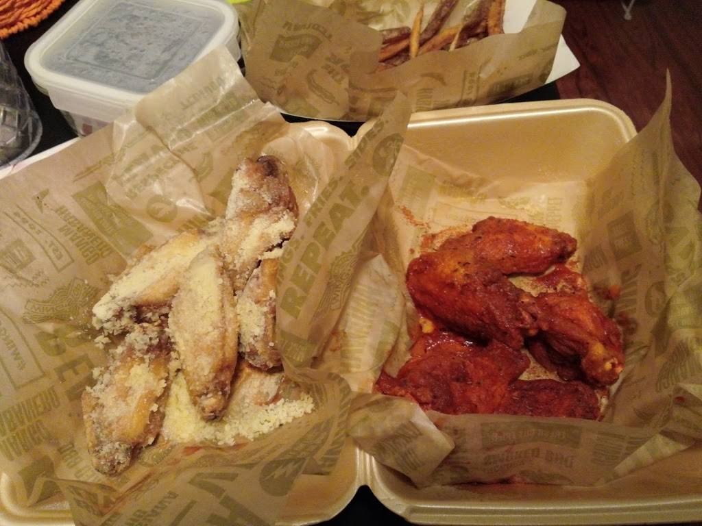 Wingstop | restaurant | 35000 Newark Blvd, Newark, CA 94560, USA | 5107929464 OR +1 510-792-9464