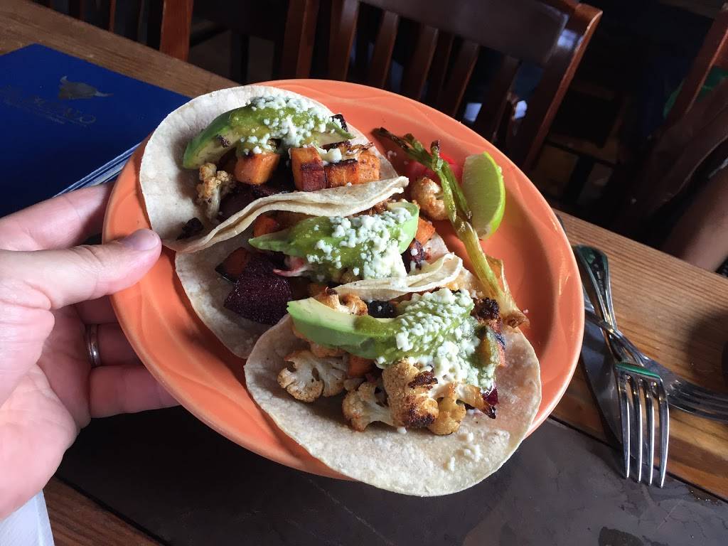 El Bufalo Tequila Bar & Kitchen | restaurant | 2921 ODonnell St, Baltimore, MD 21224, USA | 4108140594 OR +1 410-814-0594