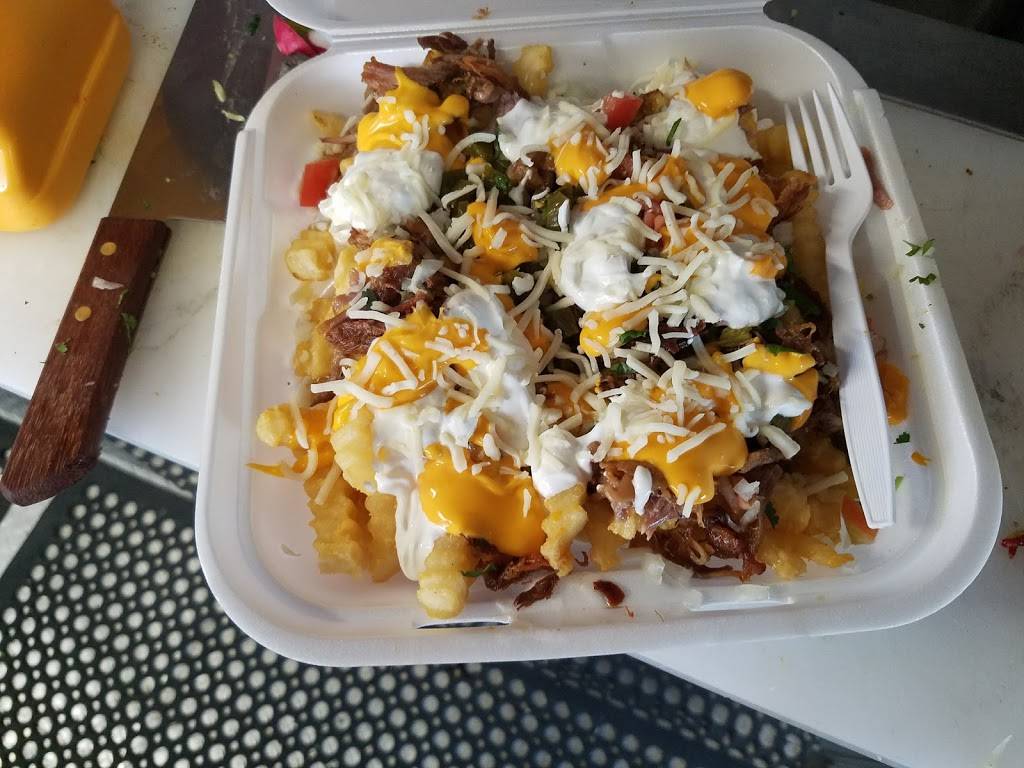 Tacos y mariscos El Güero | restaurant | 1122 R St, Merced, CA 95341, USA | 2094100343 OR +1 209-410-0343