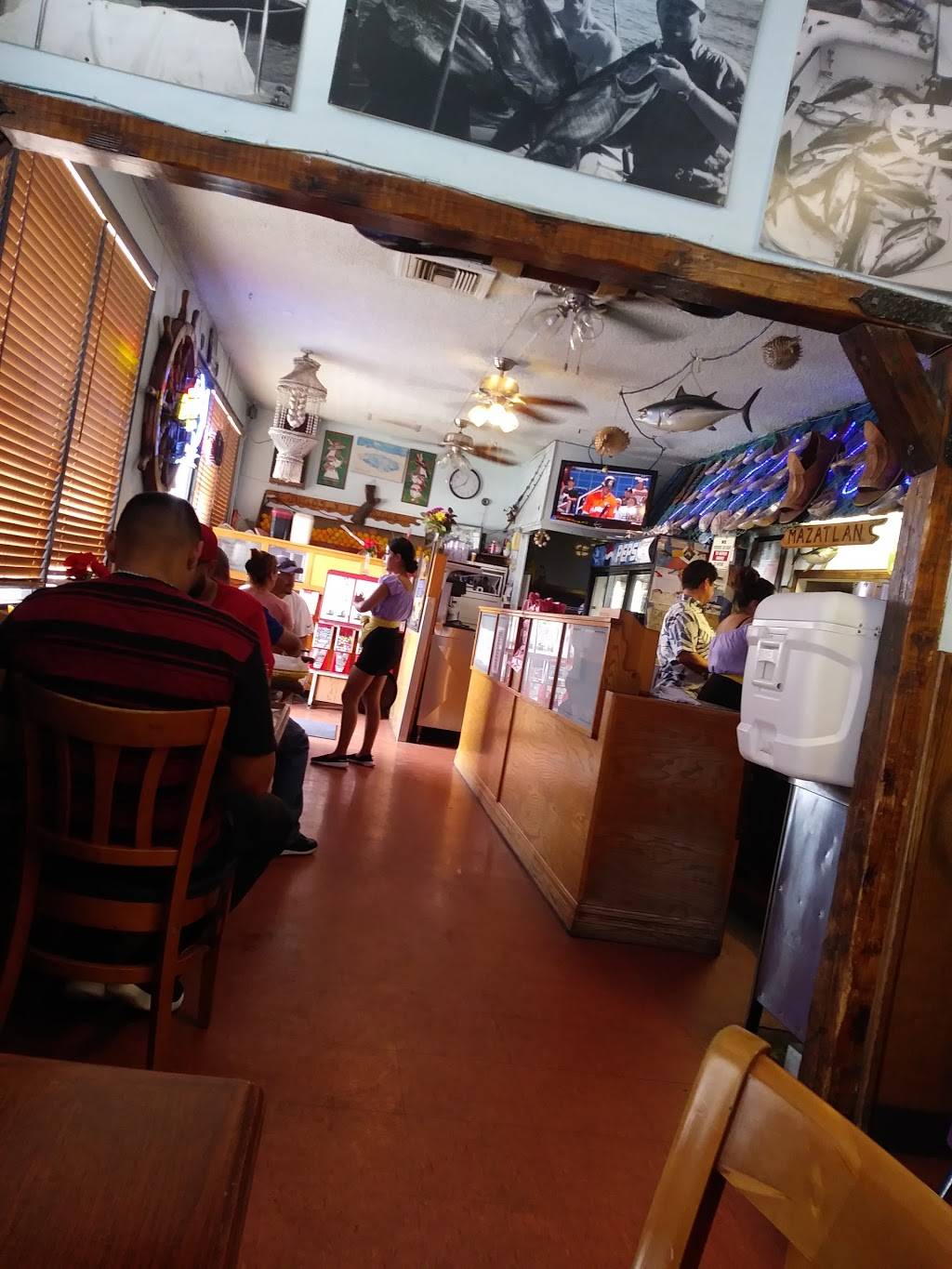 Mazatlan Restaurant | restaurant | 6902 Paramount Blvd, Long Beach, CA 90805, USA | 5625314018 OR +1 562-531-4018