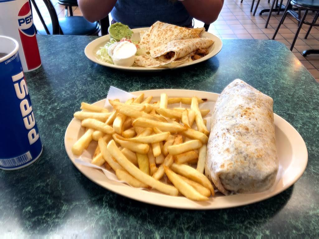 El Famous Burrito Naperville | restaurant | 598 IL-59, Naperville, IL 60540, USA | 6305271187 OR +1 630-527-1187