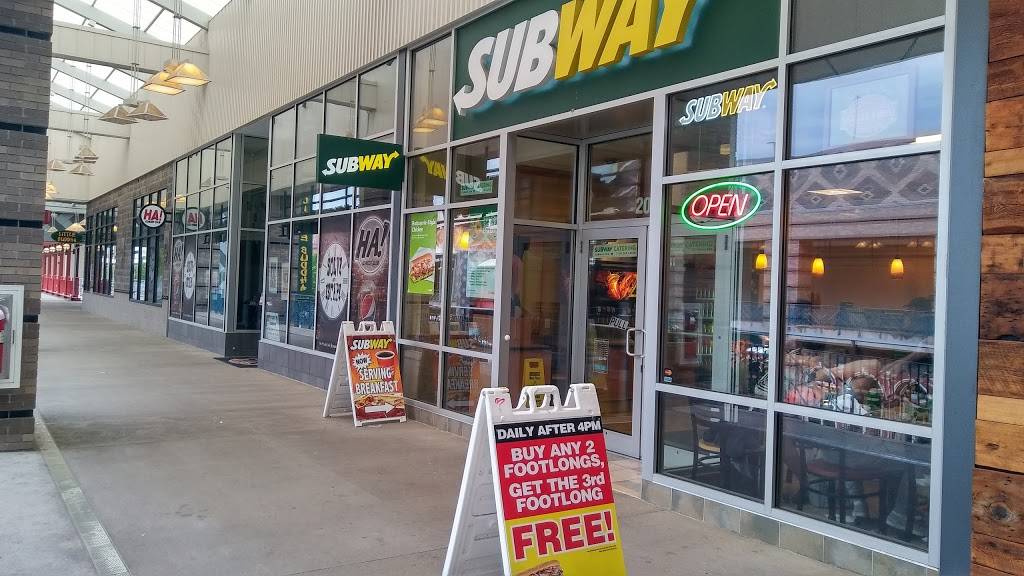 Subway Restaurants | restaurant | 1 Ridge Hill Boulevard, Yonkers, NY 10710, USA | 9144377099 OR +1 914-437-7099