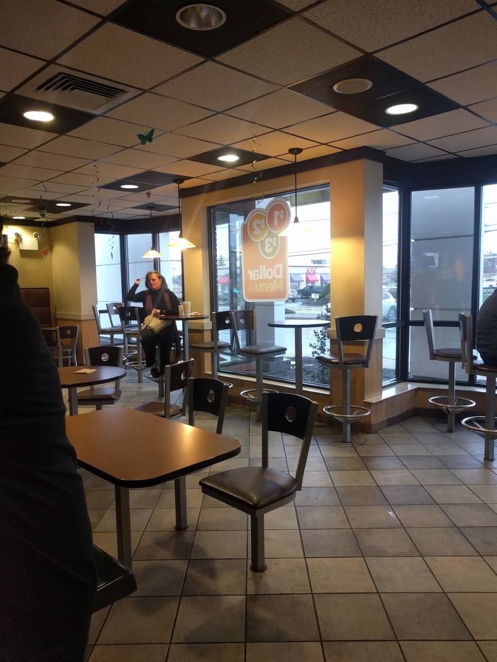 McDonalds | cafe | 1698 US-209, Brodheadsville, PA 18322, USA | 5709925337 OR +1 570-992-5337