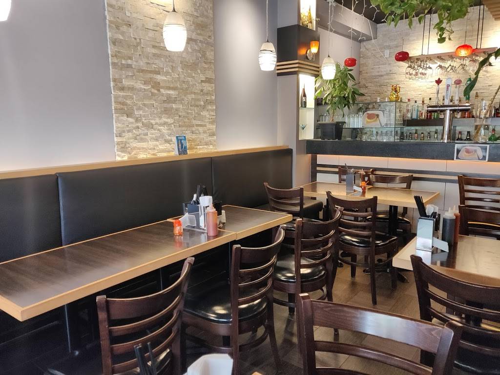 SAIGON Bistro Restaurant | restaurant | 122 Atlantic Ave, Toronto, ON M6K 1X9, Canada | 6473492492 OR +1 647-349-2492