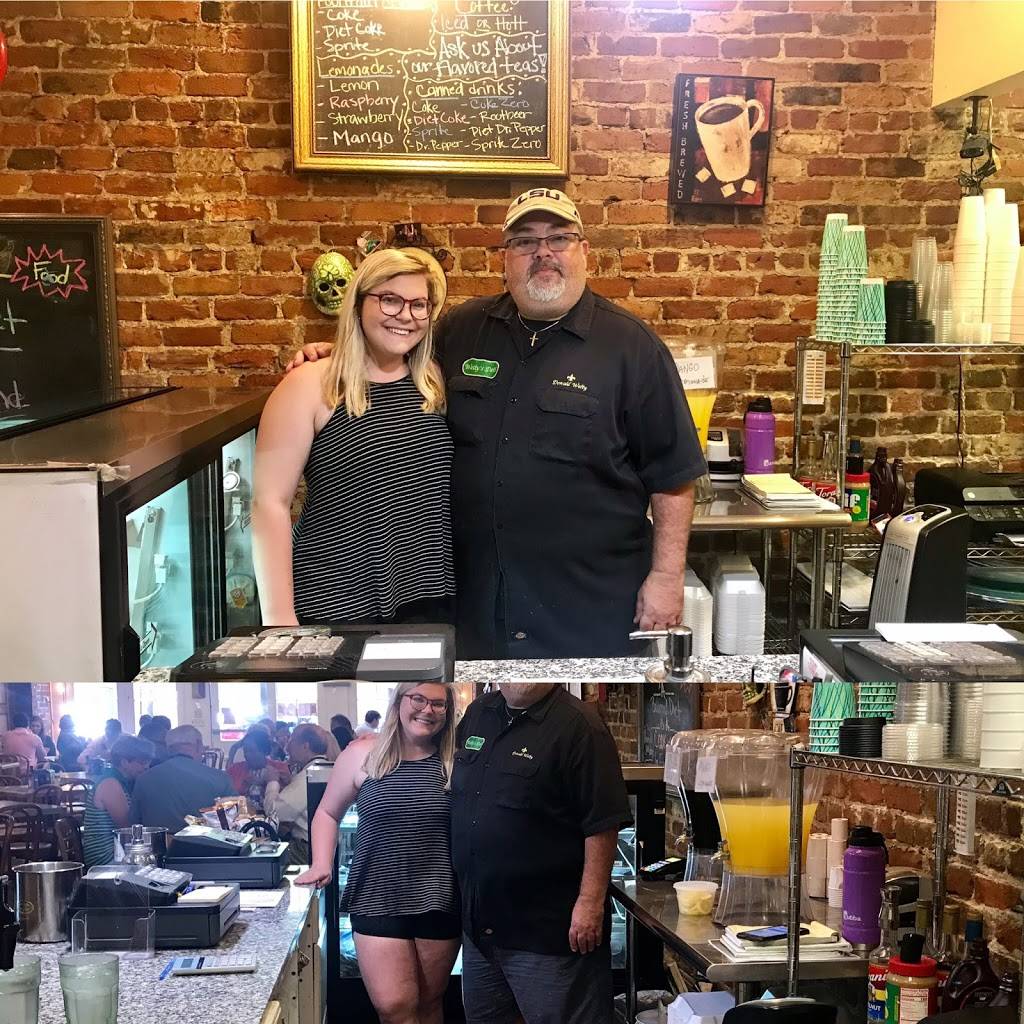 Weltys Deli and Catering | restaurant | 336 Camp St, New Orleans, LA 70130, USA | 5045920223 OR +1 504-592-0223