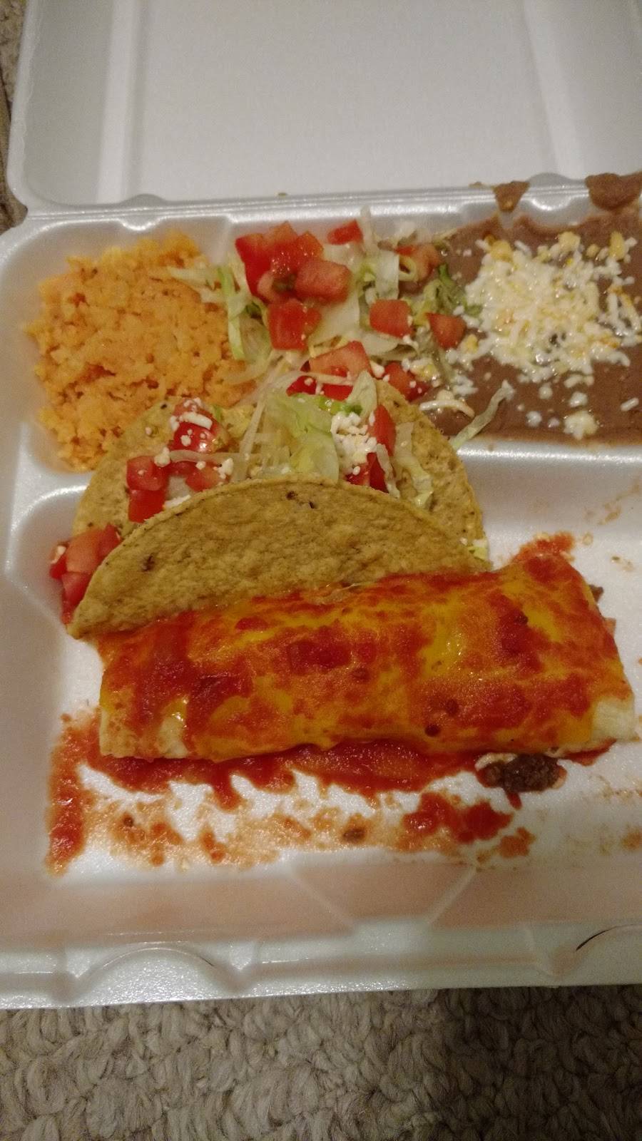 Pepes Mexican Restaurant | restaurant | 44 W Sauk Trail, Chicago Heights, IL 60411, USA | 7087563800 OR +1 708-756-3800