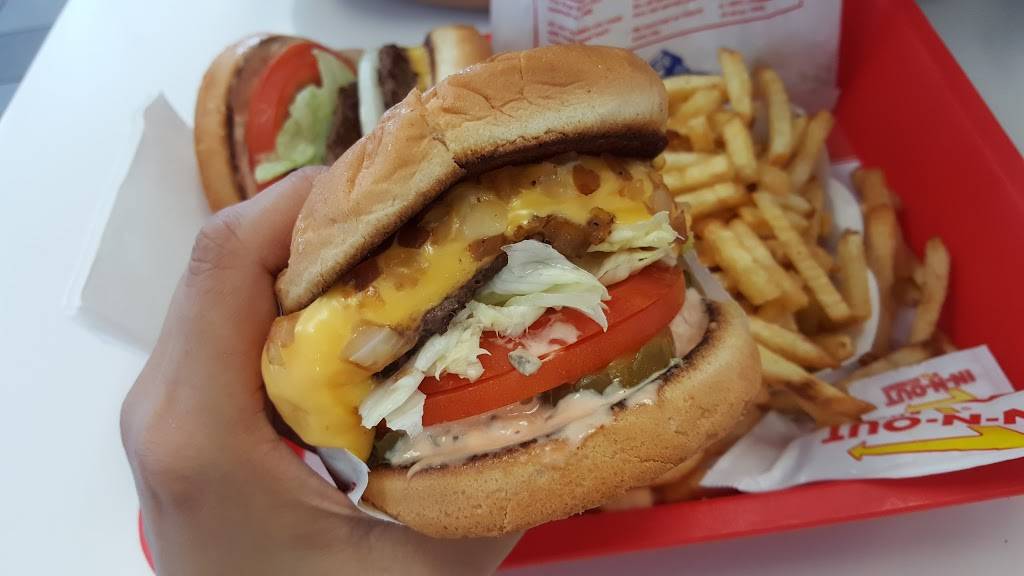 In-N-Out Burger | restaurant | 3927 Grand Ave, Chino, CA 91710, USA | 8007861000 OR +1 800-786-1000