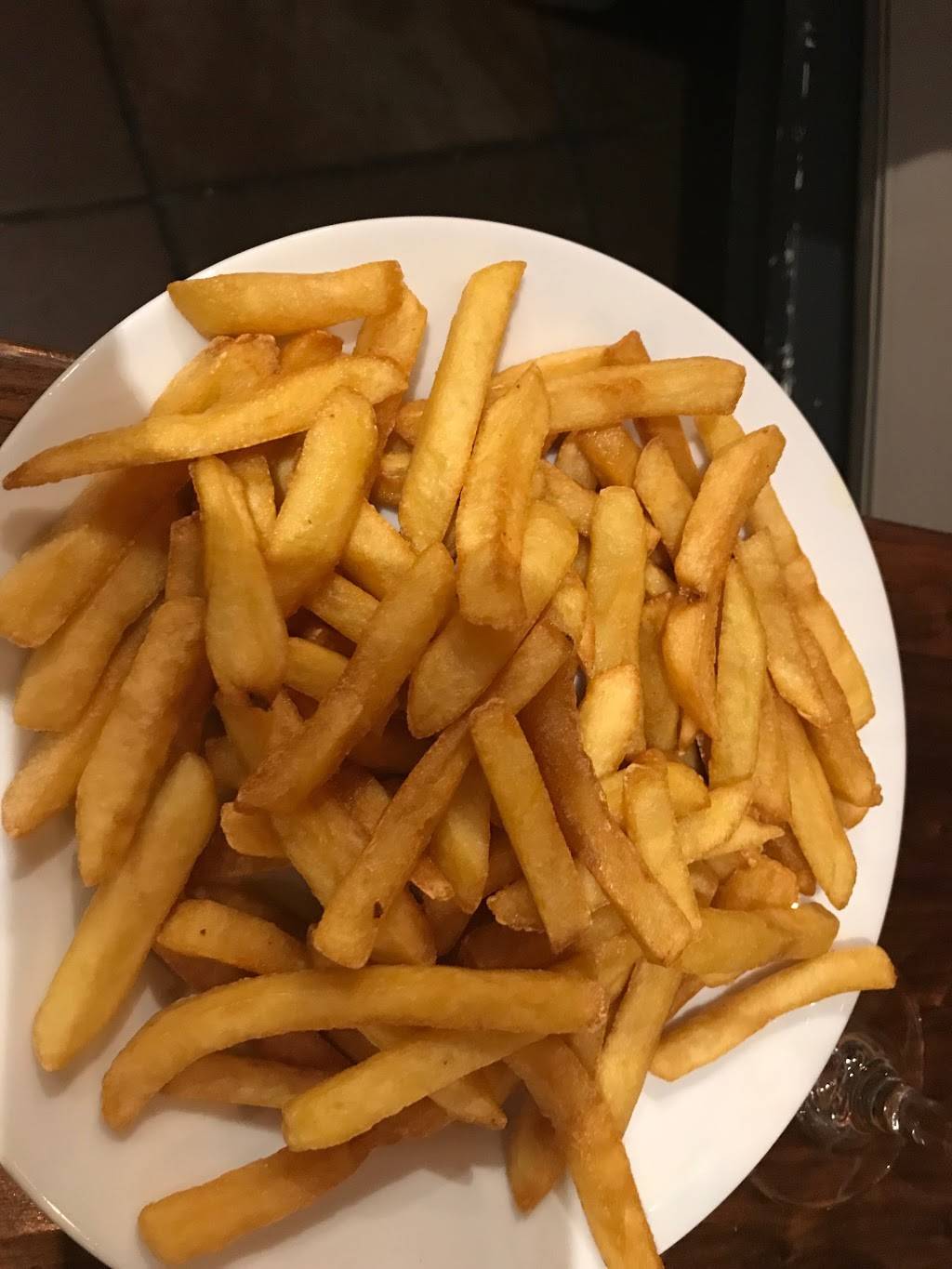 Fiesta On Main | restaurant | 249 Main St, Stamford, CT 06901, USA | 2033234300 OR +1 203-323-4300