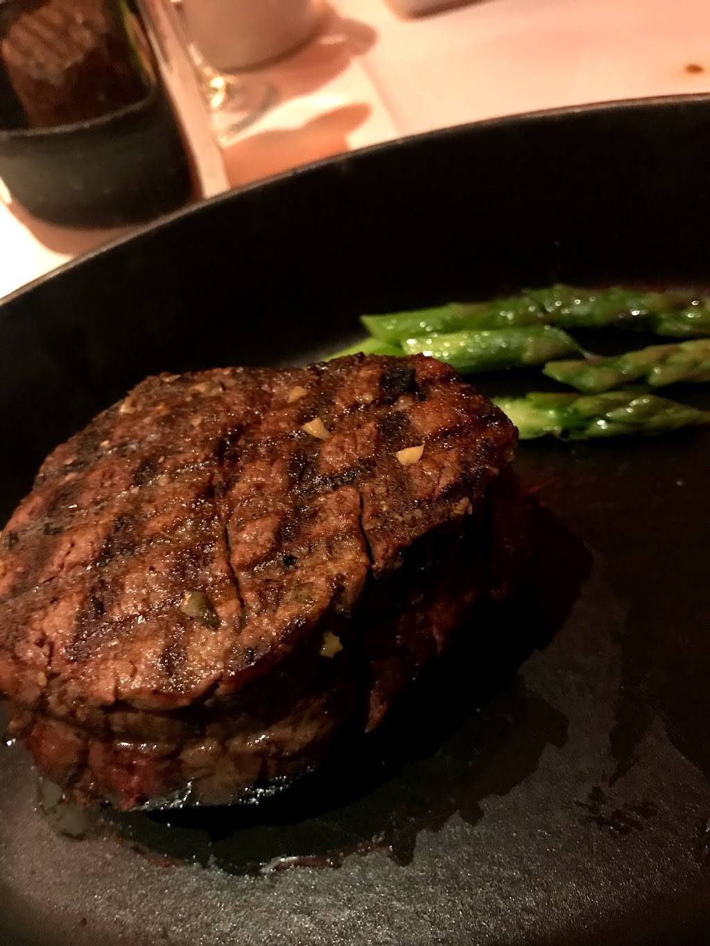 19 Kitchen Bar | restaurant | 18 US-50, Stateline, NV 89449, USA | 7755882411 OR +1 775-588-2411