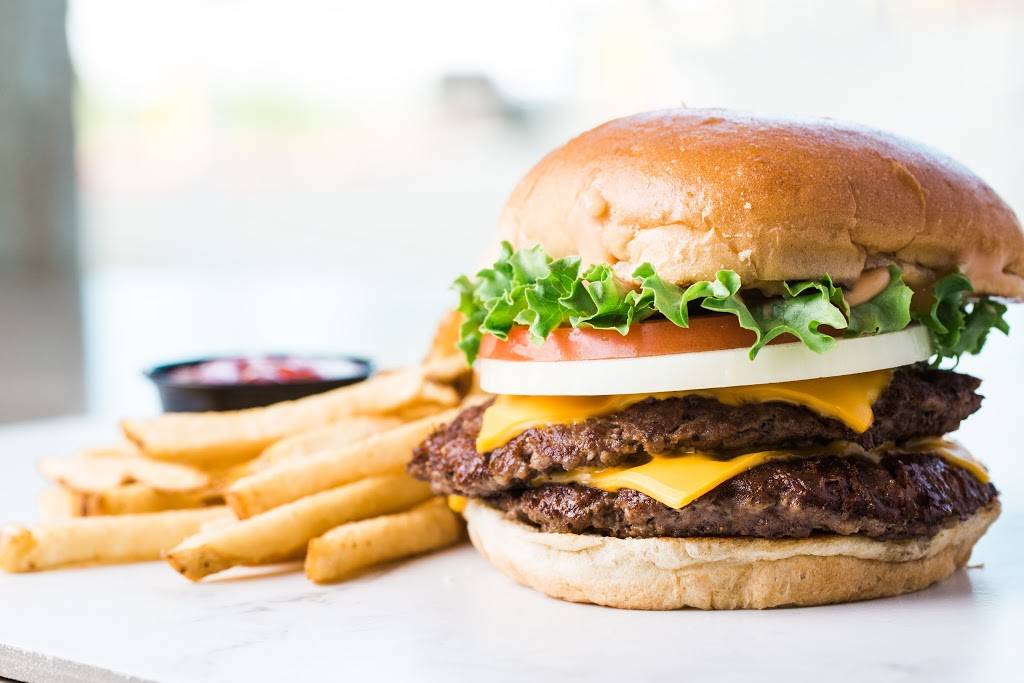 Burger Boss | restaurant | 2585 Canyon Springs Pkwy, Riverside, CA 92507, USA | 9516566500 OR +1 951-656-6500