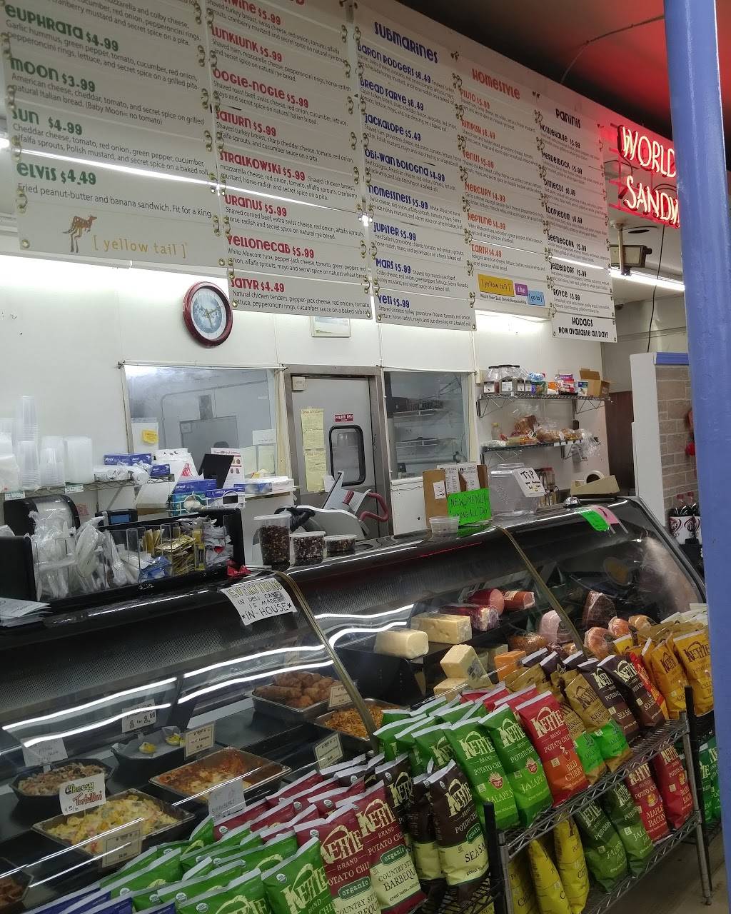Koppas Fulbeli Deli | restaurant | 1940 N Farwell Ave, Milwaukee, WI 53202, USA | 4142731273 OR +1 414-273-1273