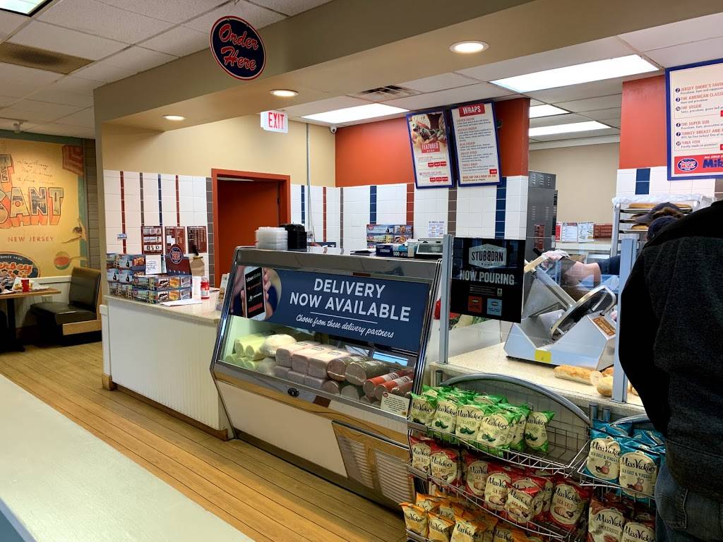 Jersey Mikes Subs | meal takeaway | 7006, 5624 Cheviot Rd, Cincinnati, OH 45247, USA | 5139232507 OR +1 513-923-2507
