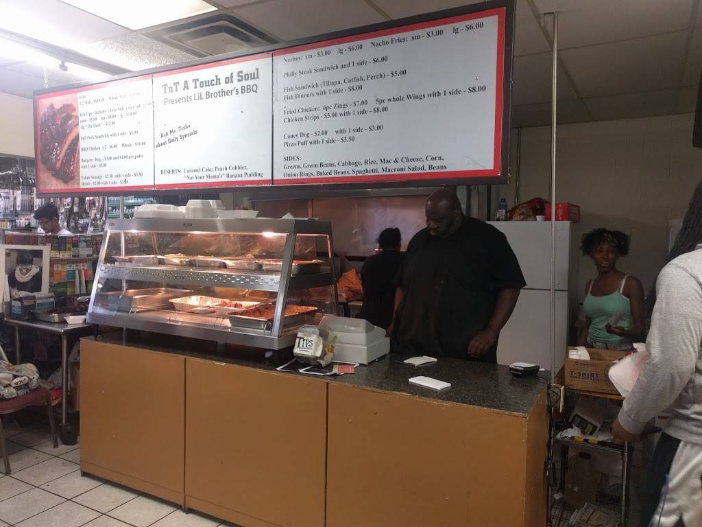 TnT A Touch of Soul | restaurant | 806 Riverview Dr, Kalamazoo, MI 49048, USA | 2695328621 OR +1 269-532-8621