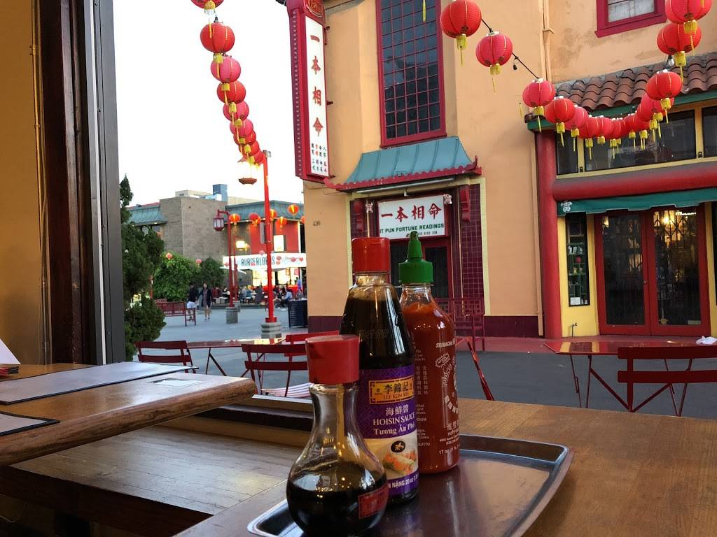 Blossom Vietnamese Restaurant | restaurant | 451 Gin Ling Way, Los Angeles, CA 90012, USA | 2136268345 OR +1 213-626-8345