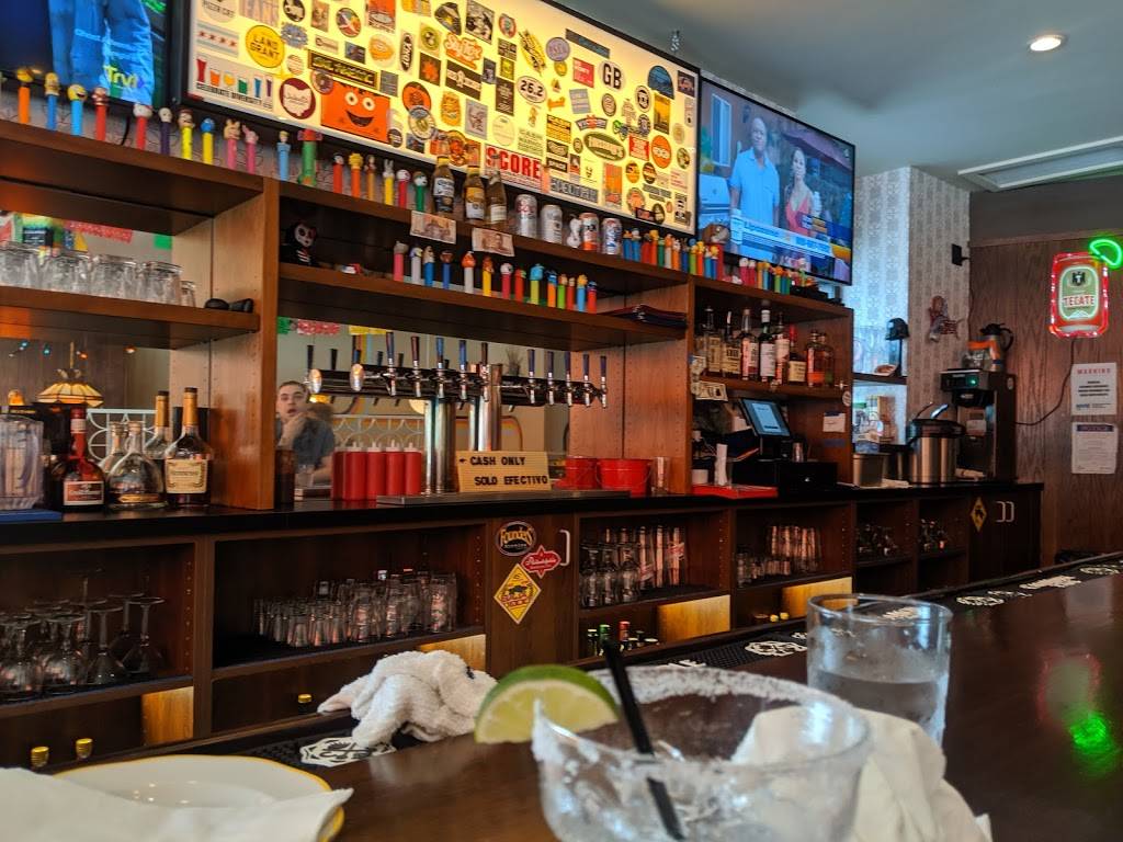 Loco Pez | restaurant | 4631 Baltimore Ave, Philadelphia, PA 19143, USA | 2157969890 OR +1 215-796-9890