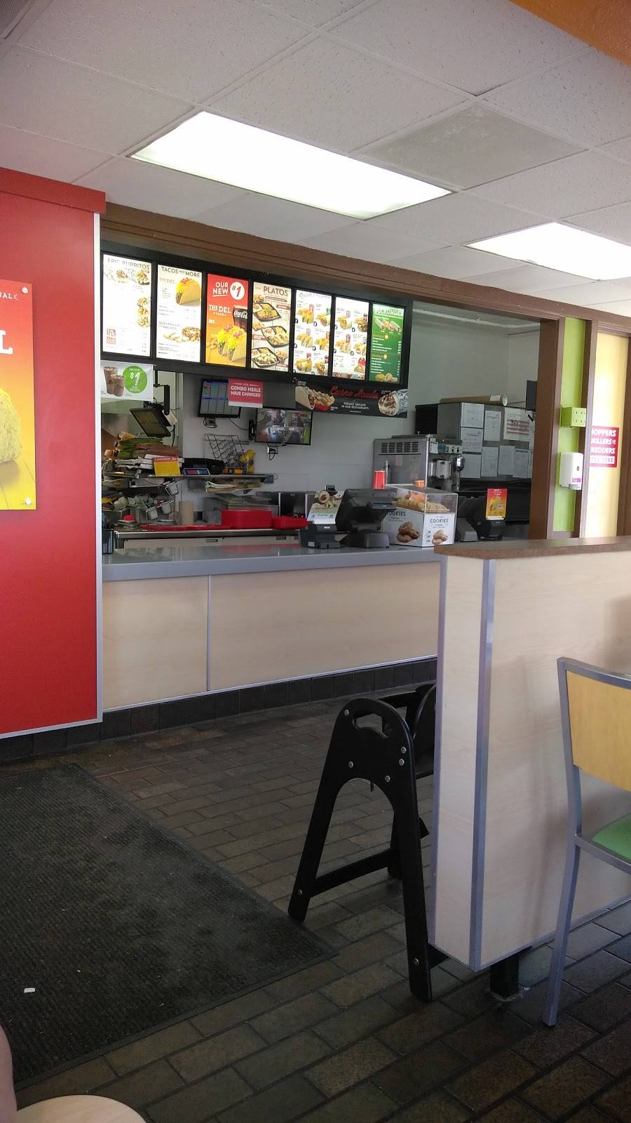 Del Taco | meal takeaway | 2665 S Waterman Ave, San Bernardino, CA 92408, USA | 9098250520 OR +1 909-825-0520