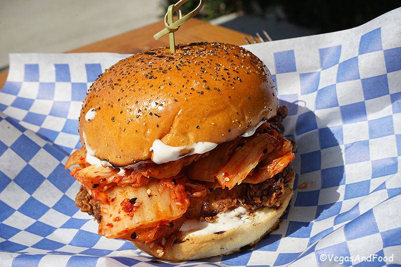 Hunter and Charlies | restaurant | 1050 Vine St, Los Angeles, CA 90038, USA | 3238484790 OR +1 323-848-4790