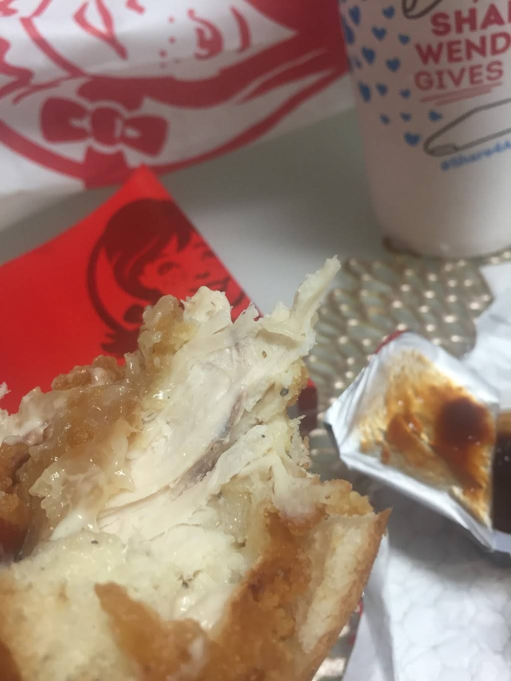 Wendys | restaurant | 660 E Aurora Rd, Macedonia, OH 44056, USA | 3304670686 OR +1 330-467-0686
