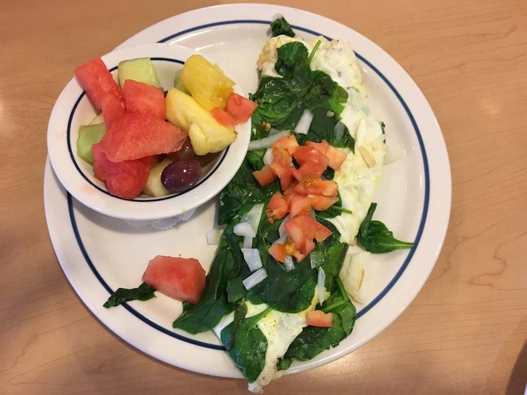 IHOP | bakery | 2910 N Main St, Walnut Creek, CA 94597, USA | 9259383111 OR +1 925-938-3111