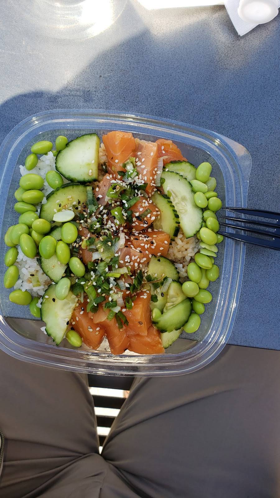 Bowlology | restaurant | 731 Campus Dr, El Segundo, CA 90245, USA | 3106163393 OR +1 310-616-3393