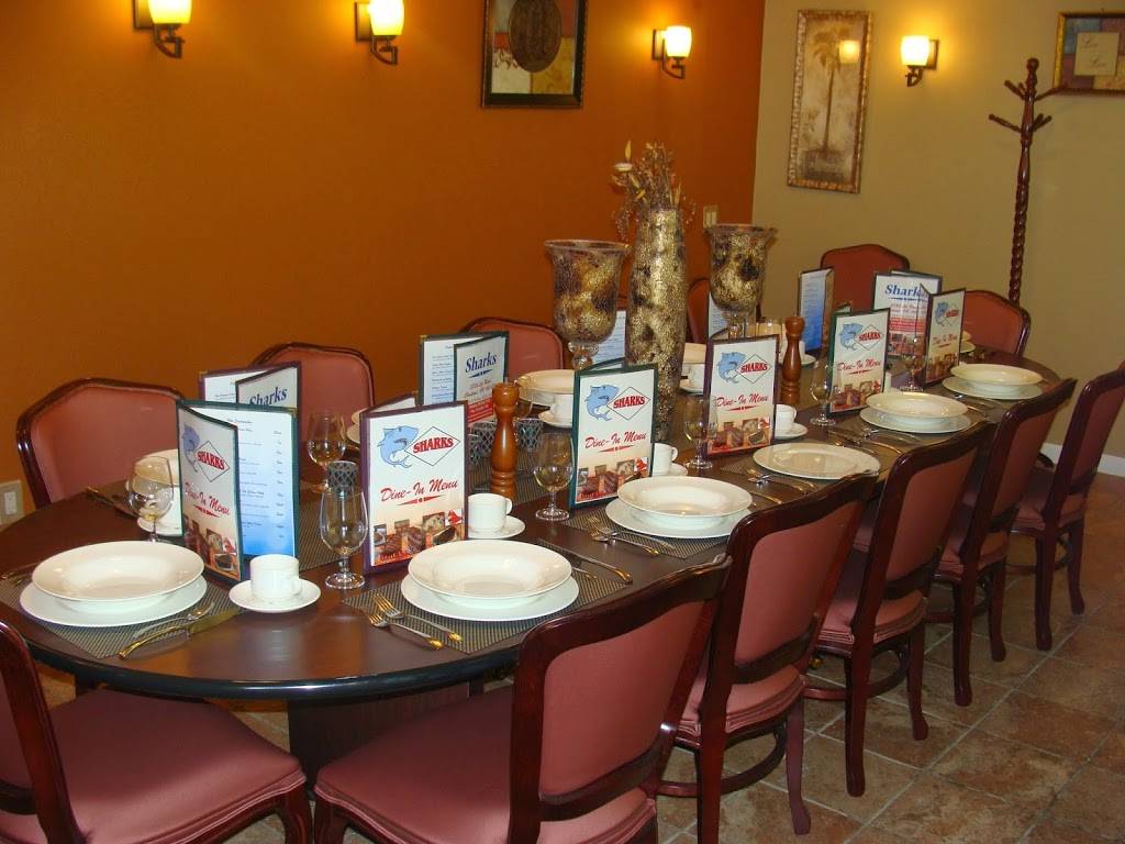 Sharks Seafood & Deli | restaurant | 3826 Lee Rd, Cleveland, OH 44128, USA | 2162951880 OR +1 216-295-1880