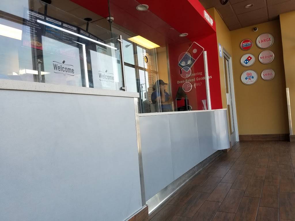 Dominos Pizza | meal delivery | 16863 E Foothill Blvd, Fontana, CA 92335, USA | 9098234401 OR +1 909-823-4401