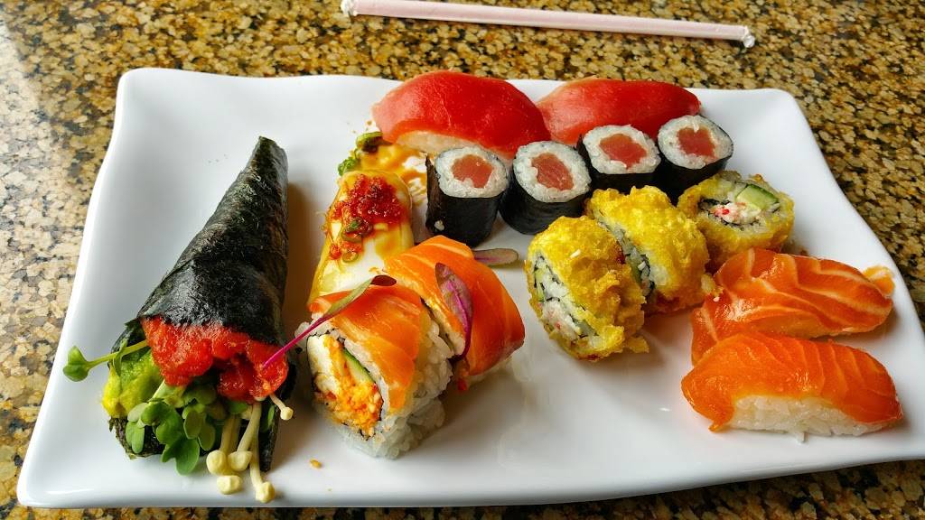 Makino Sushi and Seafood Buffet | restaurant | 1818 Main Street, Irvine, CA 92614, USA | 9497241204 OR +1 949-724-1204