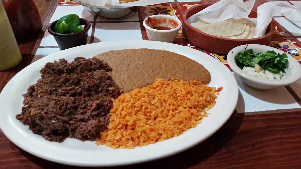 Don Nicos Mexican Restaurant | restaurant | 210 E South Loop, Stephenville, TX 76401, USA | 2549686552 OR +1 254-968-6552