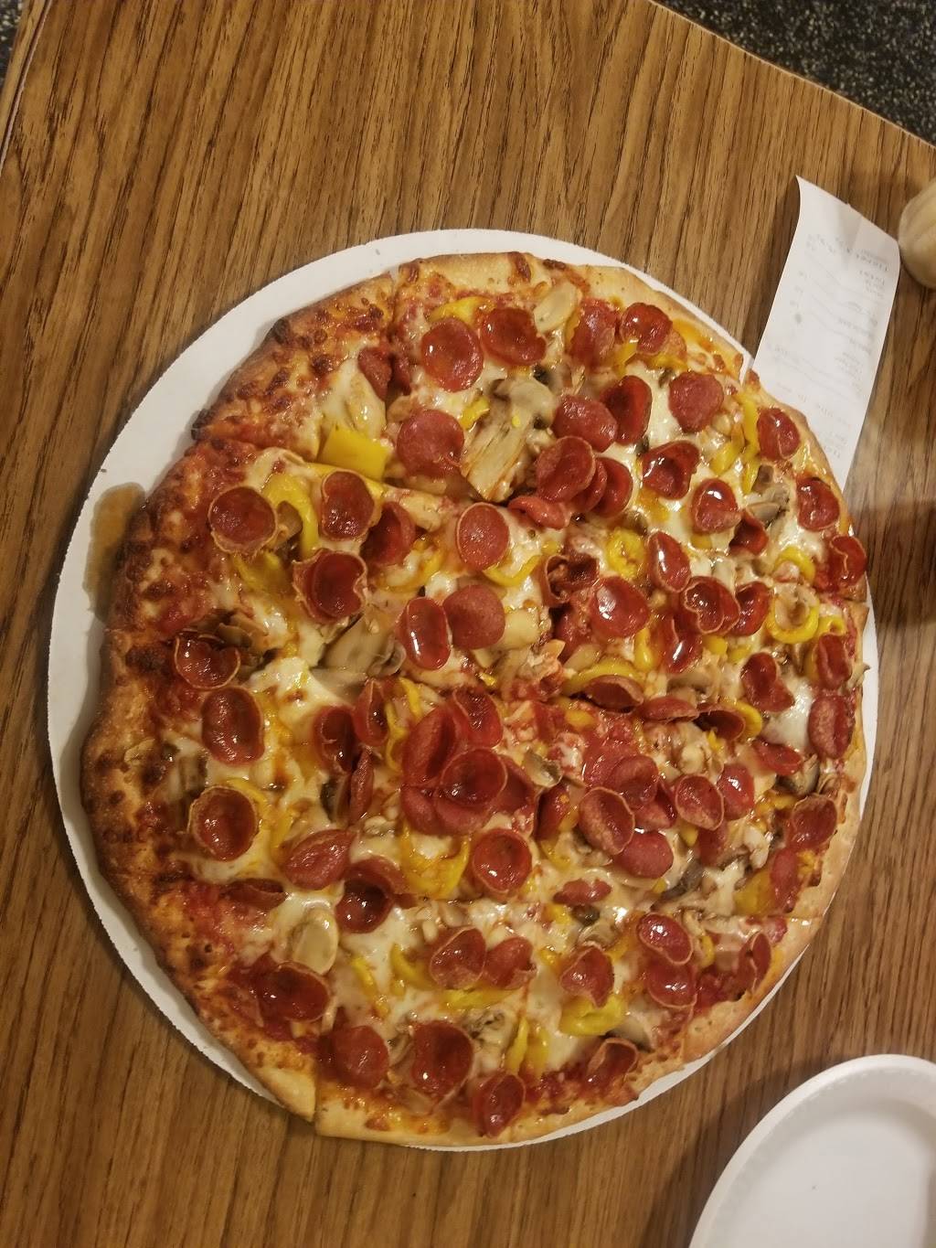 Sugar Bears Pizzeria | restaurant | 147 Cedar Hill Rd, Lancaster, OH 43130, USA | 7406891717 OR +1 740-689-1717