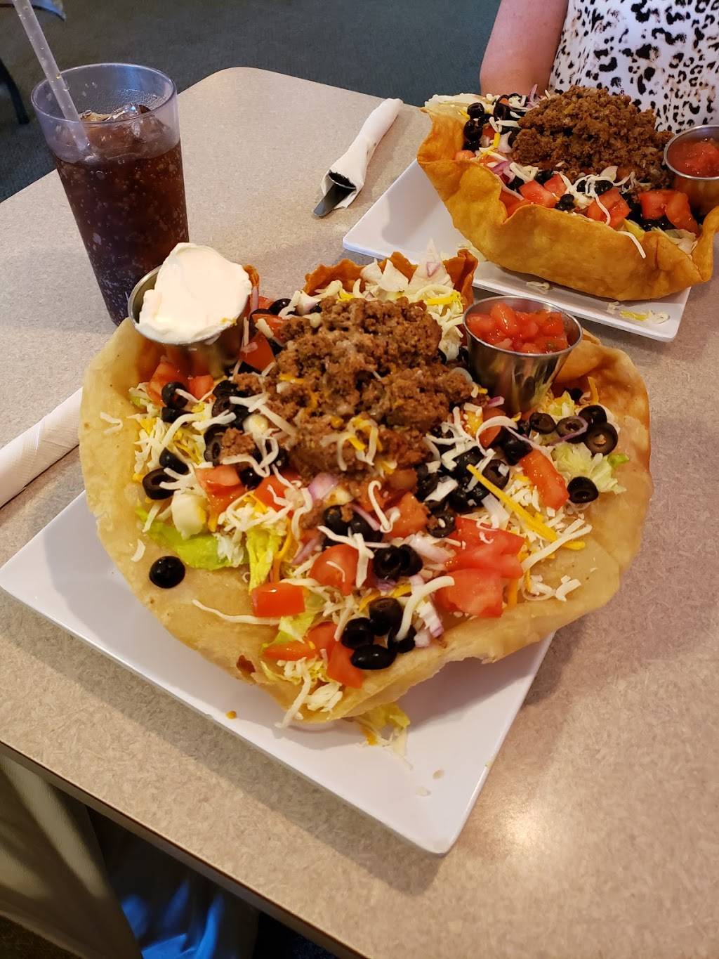 Mill Creek Restaurant | restaurant | 8051 State Highway 99E, Los Molinos, CA 96055, USA | 5303841031 OR +1 530-384-1031