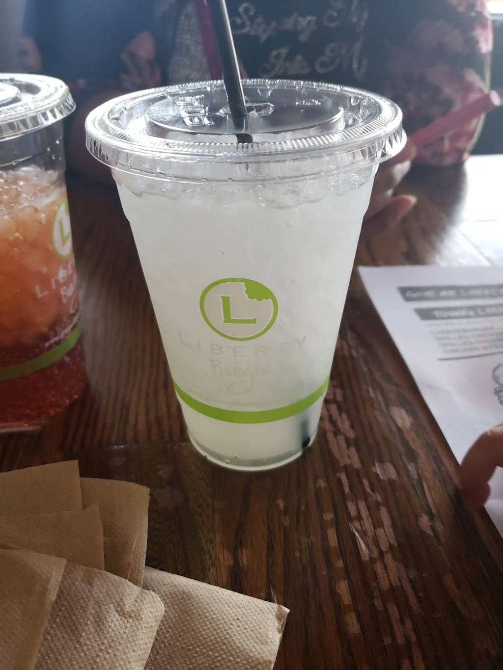 Liberty Burger | restaurant | 1904 Abrams Pkwy, Dallas, TX 75214, USA | 2148879999 OR +1 214-887-9999