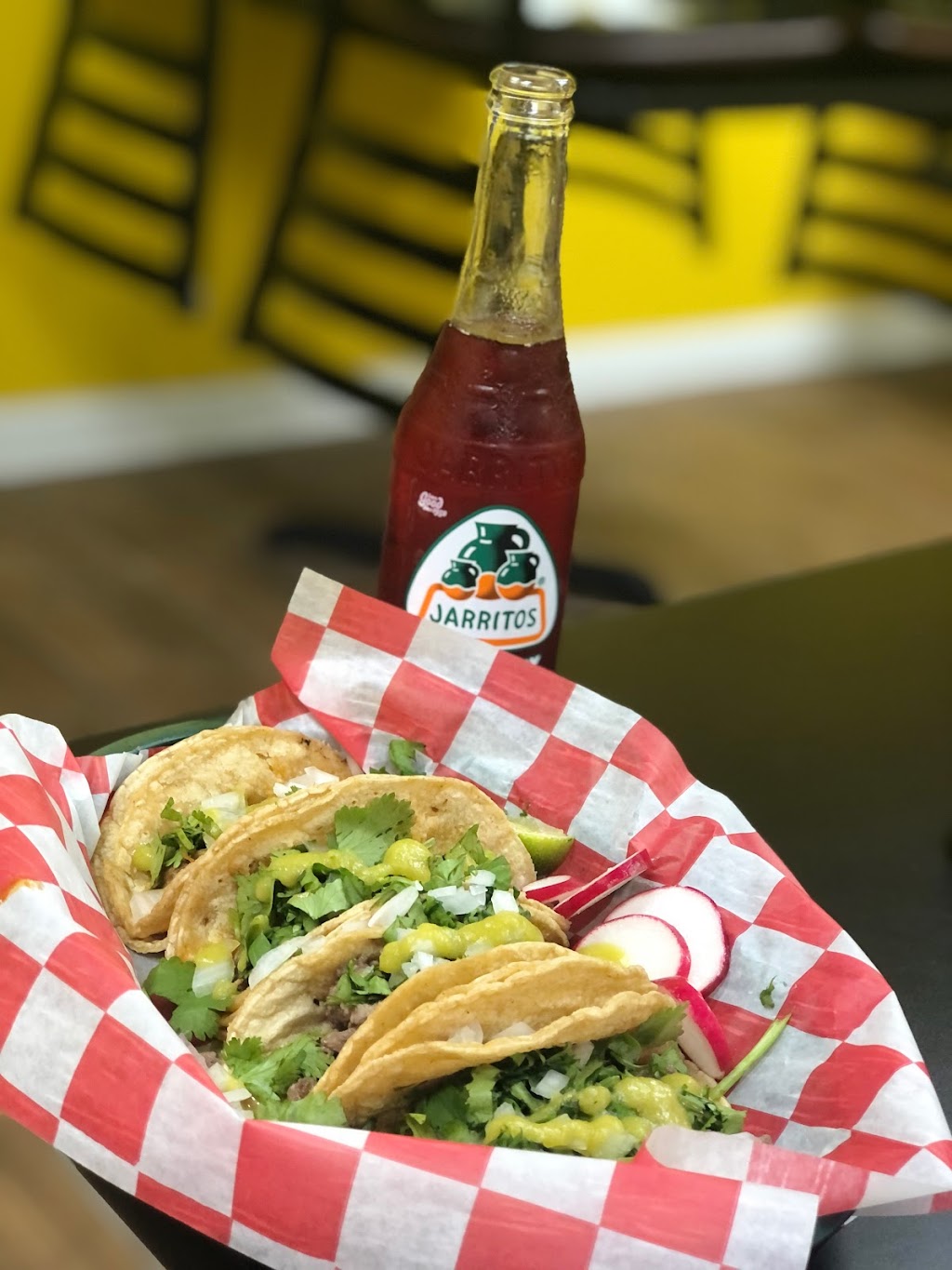 Taqueria Los Compadres | restaurant | 4088 Murphy Ln Ste 104, Louisville, KY 40241, USA | 5027492149 OR +1 502-749-2149