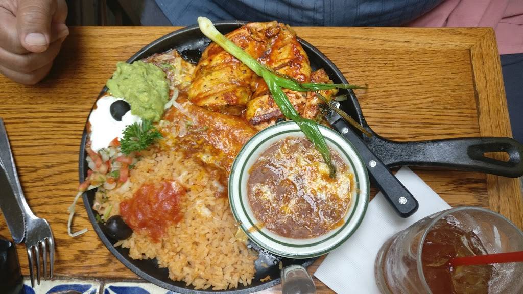 Panchos Restaurant | restaurant | 3615 Highland Ave, Manhattan Beach, CA 90266, USA | 3105456670 OR +1 310-545-6670