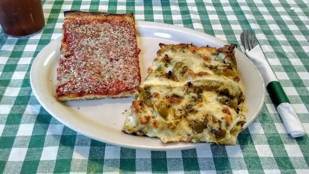 Pizza Mans Pizza | restaurant | 9 S Jefferson St, New Castle, PA 16101, USA | 7246580333 OR +1 724-658-0333