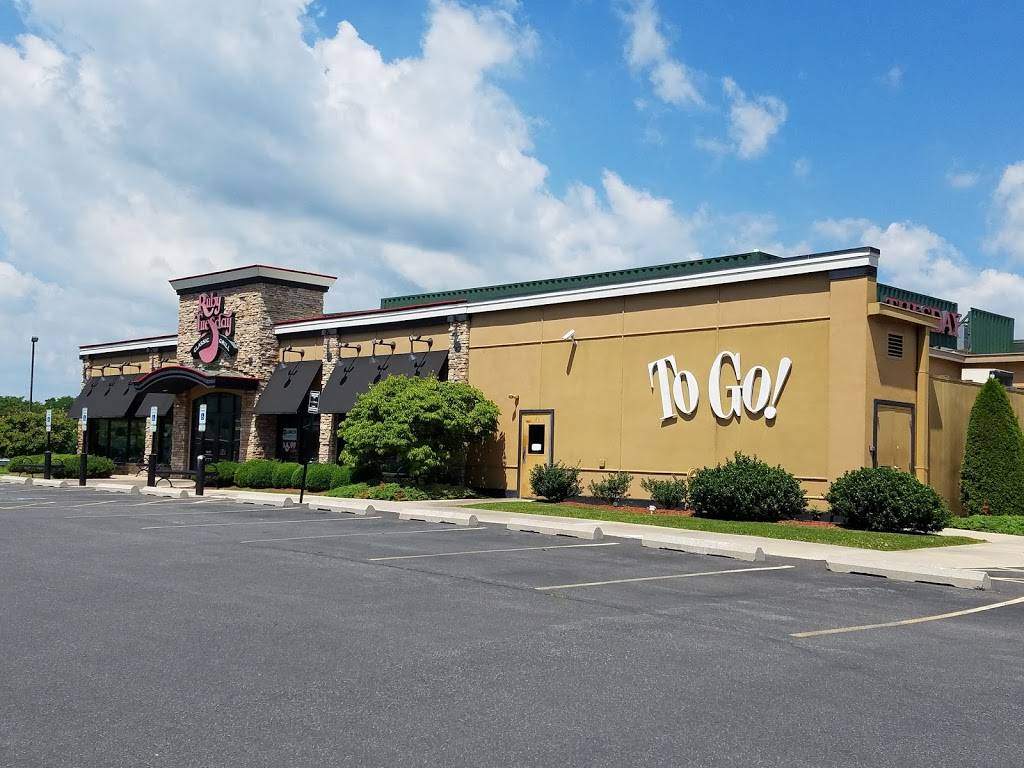 Ruby Tuesday | restaurant | 281 Hogan Blvd, Mill Hall, PA 17751, USA | 5707486563 OR +1 570-748-6563