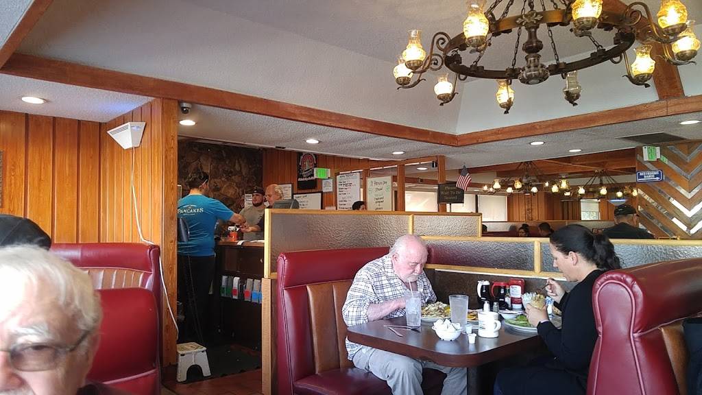 Family House of Pancakes | bakery | 1900 E Plaza Blvd, National City, CA 91950, USA | 6194773197 OR +1 619-477-3197