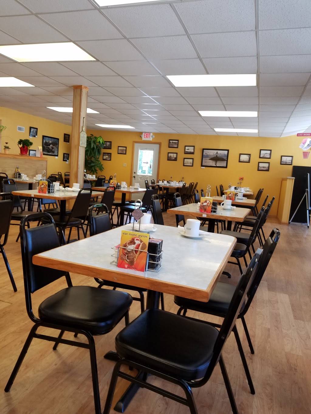 Duck Creek Pancake House | restaurant | 6315, 4405 State St, Riverdale, IA 52722, USA | 5633590098 OR +1 563-359-0098