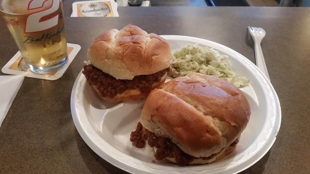 Berts Bar & Grill | restaurant | 3907 S Lake Dr, St Francis, WI 53235, USA | 4147443722 OR +1 414-744-3722