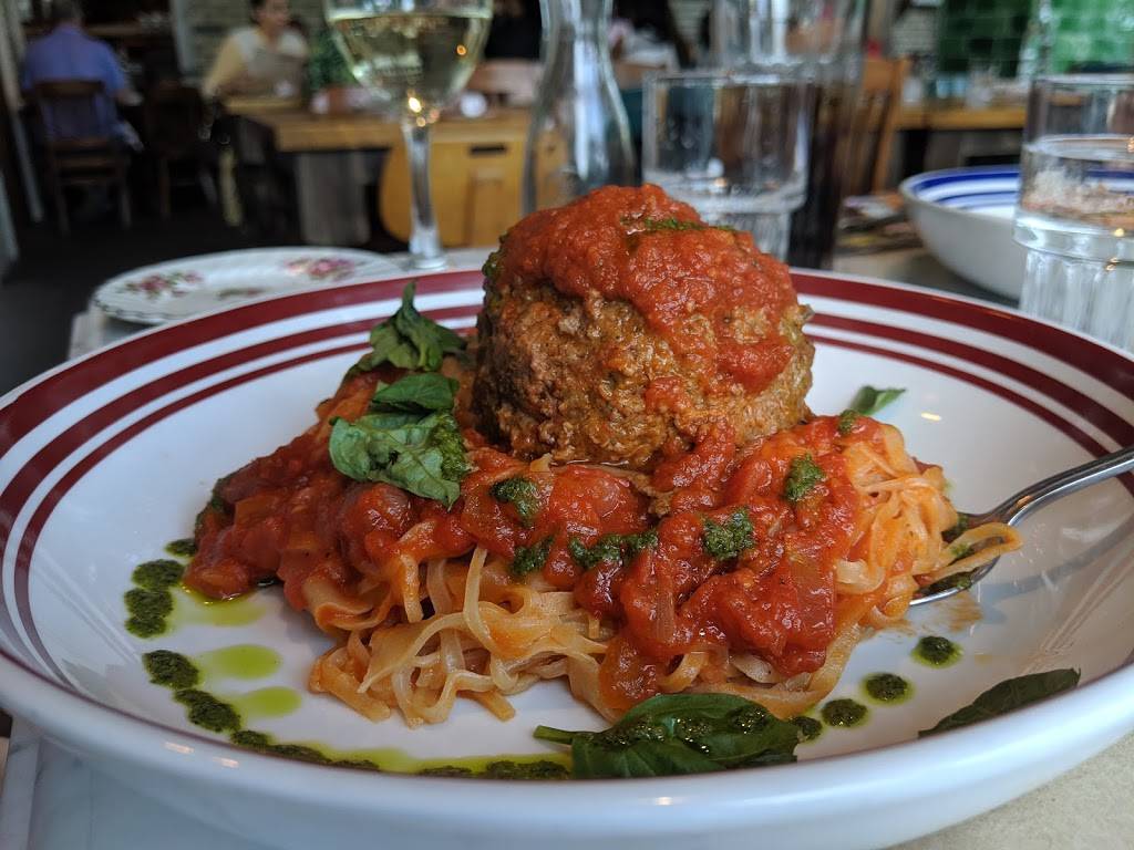 Scaddabush Italian Kitchen & Bar | restaurant | 122 Marine Parade Dr, Toronto, ON M8V 0E7, Canada | 4162510288 OR +1 416-251-0288