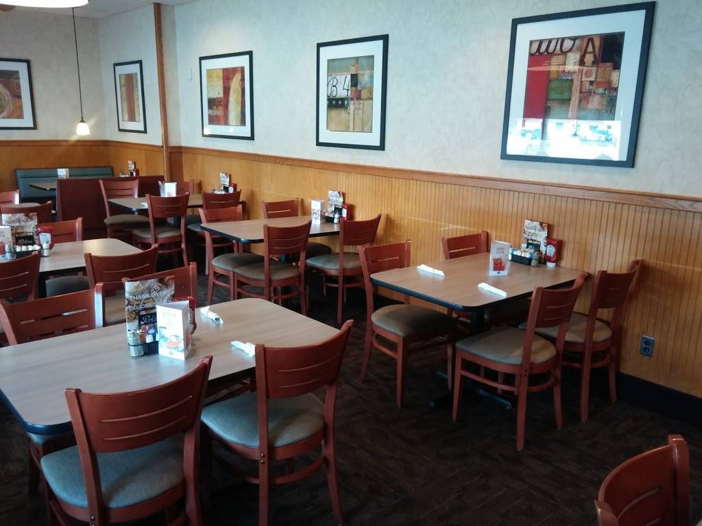 Perkins Restaurant & Bakery | restaurant | 700 Capitol Trail, Newark, DE 19711, USA | 3027373500 OR +1 302-737-3500