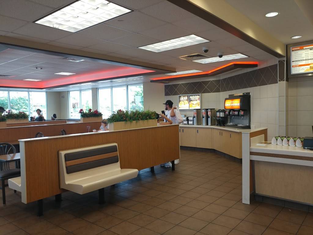 Whataburger | restaurant | 15255 Montfort Dr, Dallas, TX 75248, USA | 9726618320 OR +1 972-661-8320