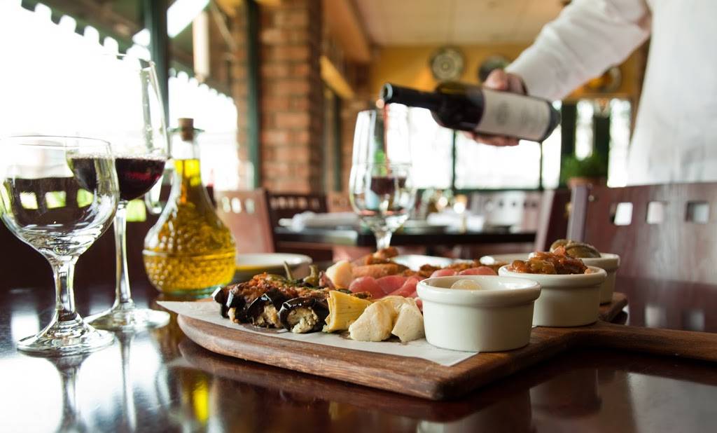 Carrabbas - The Original On Voss | meal takeaway | 1399 S Voss Rd, Houston, TX 77057, USA | 7134680868 OR +1 713-468-0868