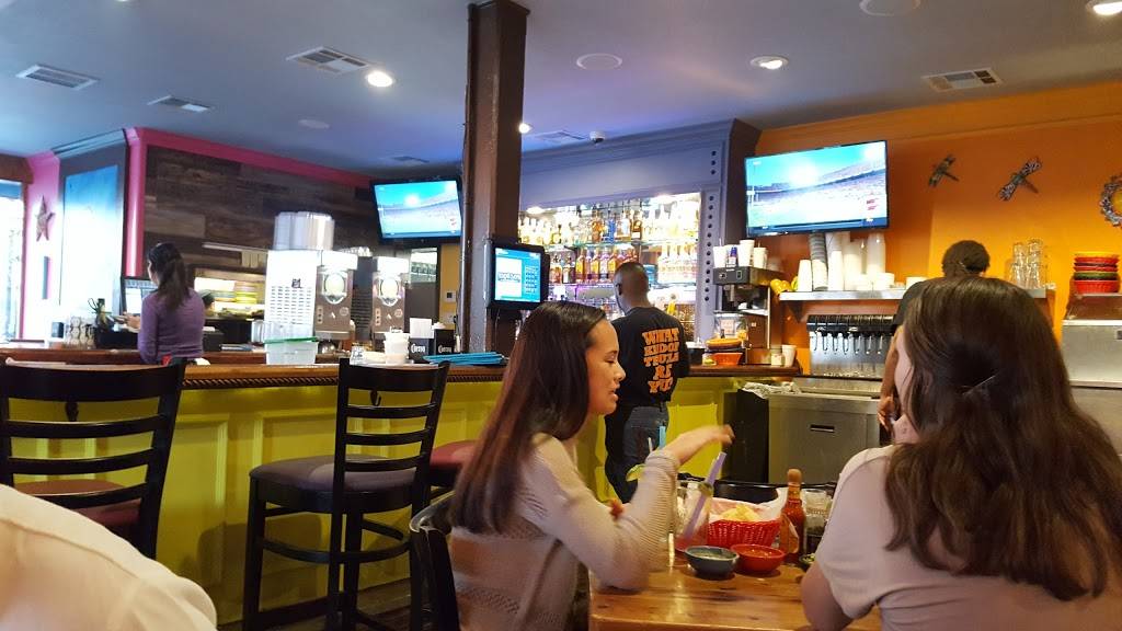 Taquilos Tex-Mex Cantina | restaurant | 2101 Postoffice St, Galveston, TX 77550, USA | 4094974279 OR +1 409-497-4279