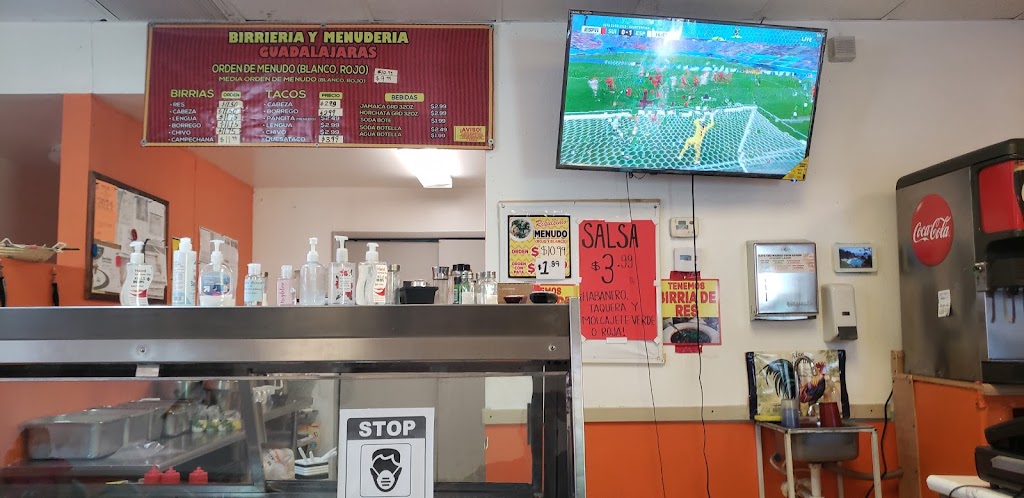 Birrieria y Menuderia Guadalajaras | restaurant | 845 Imperial Ave, Calexico, CA 92231, USA | 7608905181 OR +1 760-890-5181