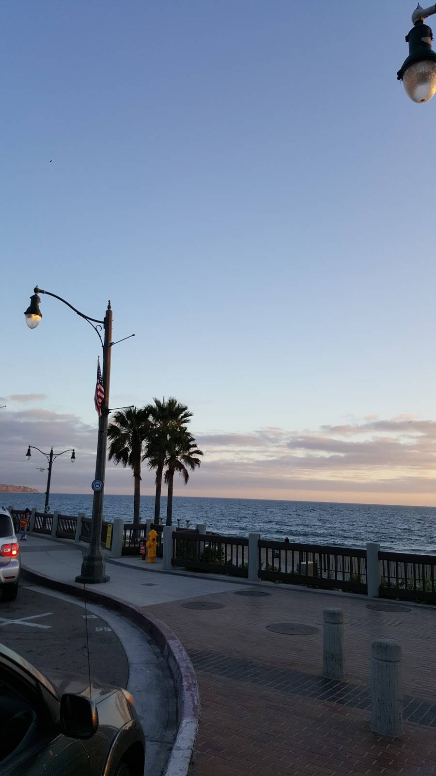 Pier Moni Inc | restaurant | 112 Fishermans Wharf, Redondo Beach, CA 90277, USA | 3103766216 OR +1 310-376-6216