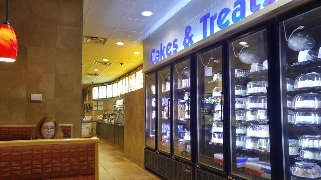 Dairy Queen Grill & Chill | restaurant | 1528 E College Ave, Normal, IL 61761, USA | 3094545850 OR +1 309-454-5850