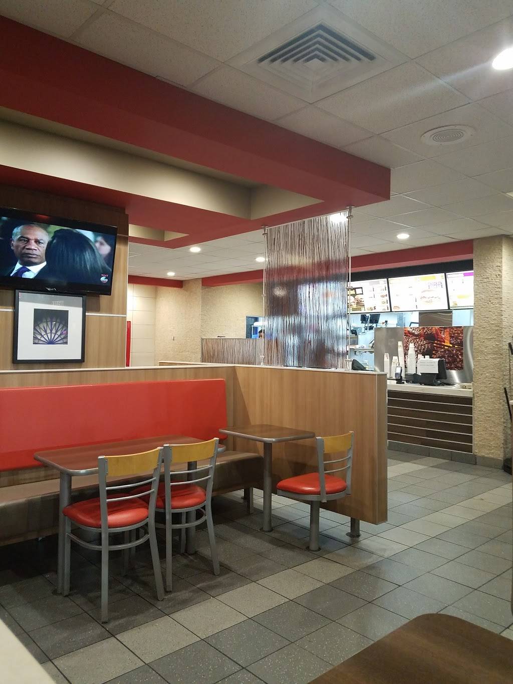 Burger King | restaurant | 169 Whalley Ave, New Haven, CT 06511, USA | 2037874535 OR +1 203-787-4535